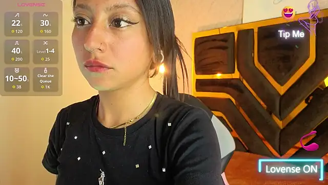 Snapshot of Sheilly_brown chatting on 07-16-26, 07:55 Sheilly brown online show from 07-16-26, 07:55