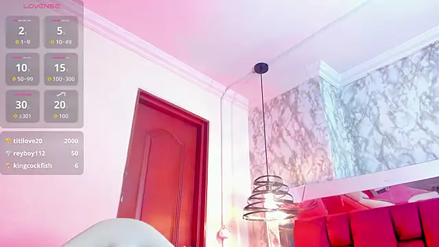 Snapshot of Sheilly_brown chatting on 12-13-25, 08:04 Sheilly brown online show from 12-13-25, 08:04