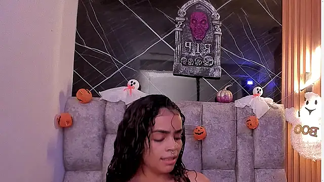 roxanne dl online show from 10-11-25, 11:22