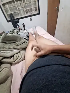 feehzungi0000 online show from 11-16-25, 02:49