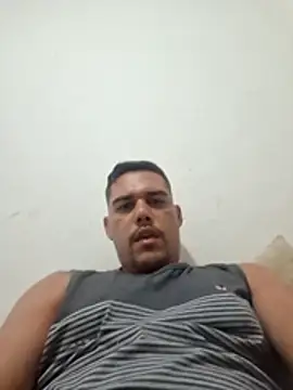 feehzungi0000 online show from 12-01-25, 04:24