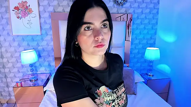 Sasha  sims   online show from 10-09-25, 11:22