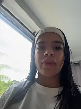JuanitaMore01 online show from 05-24-26, 08:31