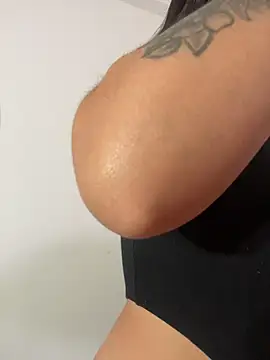 JuanitaMore01 online show from 02-13-26, 09:37