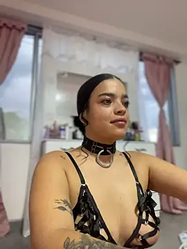 JuanitaMore01 online show from 02-06-26, 10:50