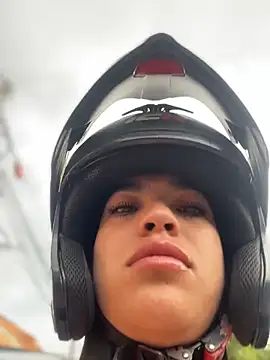 JuanitaMore01 online show from 02-12-26, 09:47