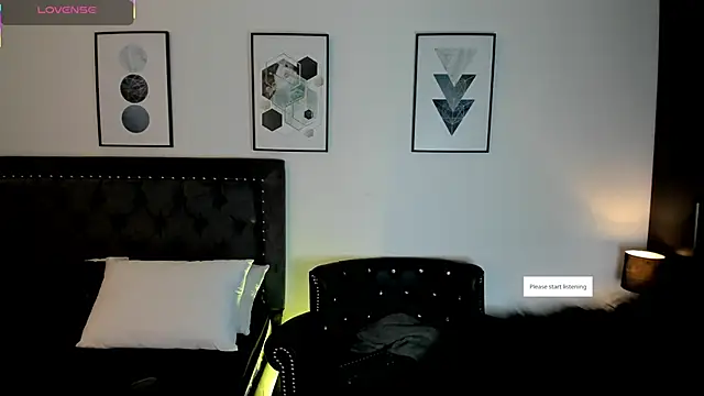 Snapshot of Saraakushh chatting on 04-08-26, 12:50 Saraakushh online show from 04-08-26, 12:50