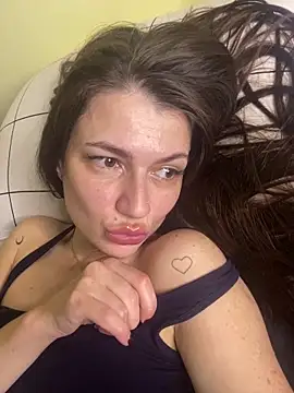 Cute Erika online show from 10-31-25, 11:11