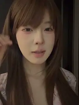 EnEn xiaobao online show from 12-17-25, 01:05