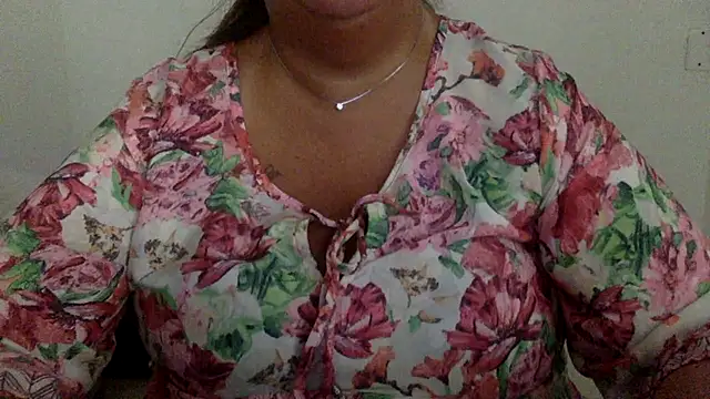 Snapshot of LaReginaNera chatting on 07-21-26, 07:42 LaReginaNera online show from 07-21-26, 07:42
