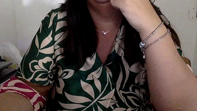 Snapshot of LaReginaNera chatting on 07-03-26, 12:33 LaReginaNera online show from 07-03-26, 12:33