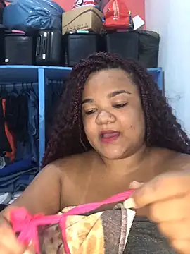 Snapshot of melcarioca1111 chatting on 10-17-25, 06:10 melcarioca1111 online show from 10-17-25, 06:10