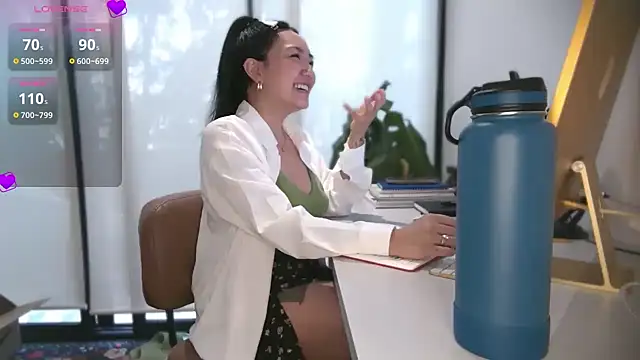 Snapshot of yuzhara chatting on 09-18-25, 03:15 yuzhara online show from 09-18-25, 03:15