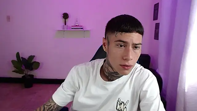 setthomas online show from 10-17-25, 03:03