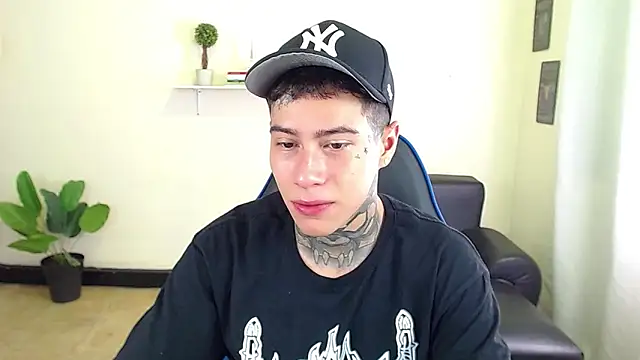 setthomas online show from 11-11-25, 02:23