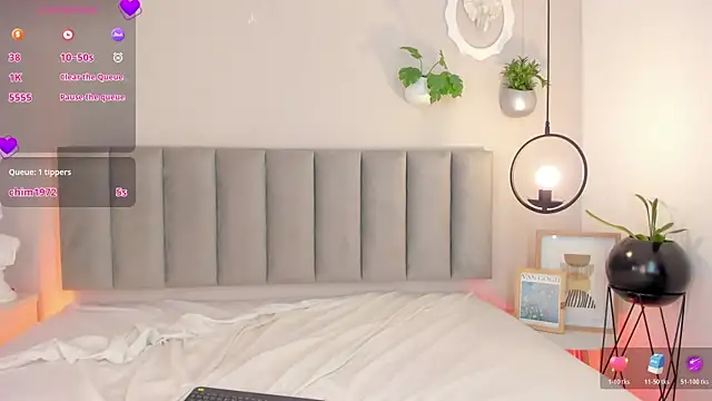 Tina curly online show from 04-18-26, 07:58