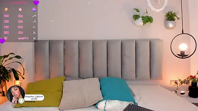 Tina curly online show from 04-12-26, 01:36