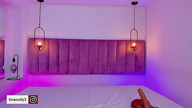 Tina curly online show from 09-30-25, 03:34