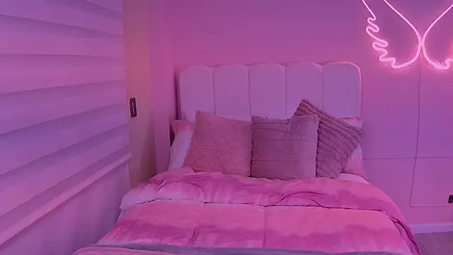 dayannaa   online show from 11-15-25, 12:58