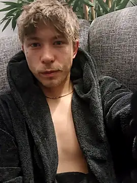 cameron334 online show from 04-22-26, 01:23