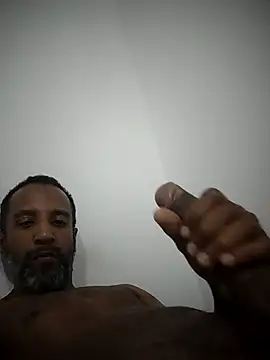 Pretin Maroto online show from 11-23-25, 04:33