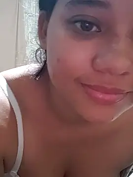 Snapshot of Violethroos chatting on 10-13-25, 02:24 Violethroos online show from 10-13-25, 02:24