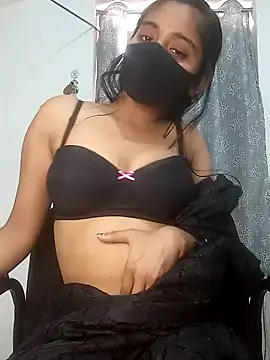 shrutee12 online show from 12-18-25, 07:46