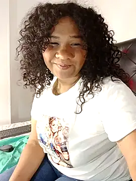 Kymy marquez online show from 10-07-25, 09:49