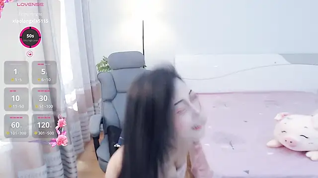 yaoyao-baby520 online show from 11-20-25, 01:28