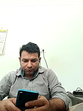 Snapshot of Hot_more chatting on 11-21-25, 06:45 Hot more online show from 11-21-25, 06:45