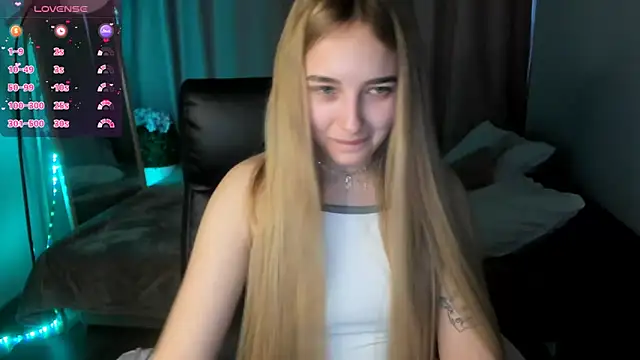 TaisiaHot online show from 03-16-26, 09:02