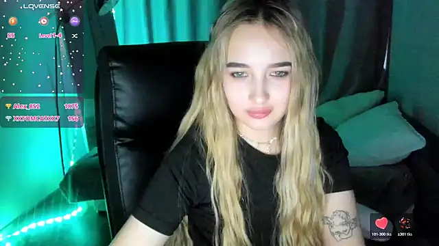 TaisiaHot online show from 03-18-26, 09:12