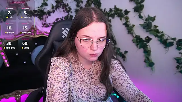 SophieDreamss online show from 10-15-25, 01:52