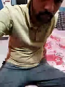 Snapshot of mehulsomm7 chatting on 09-16-25, 01:23 mehulsomm7 online show from 09-16-25, 01:23