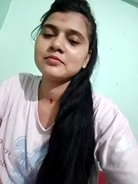 Kavya-Tiwari online show from 05-29-26, 03:51