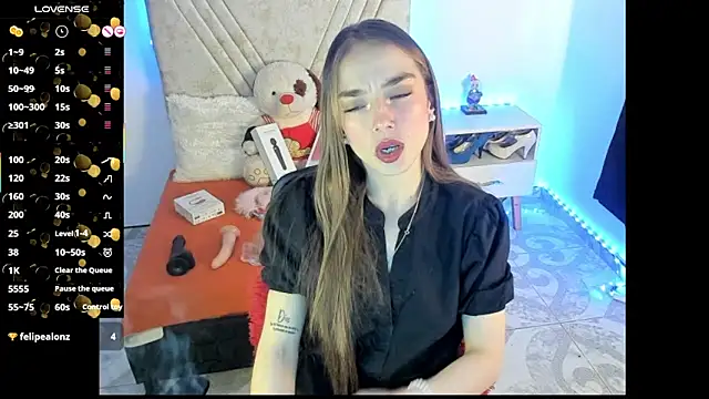 Mia Victoria22 online show from 06-10-26, 06:42