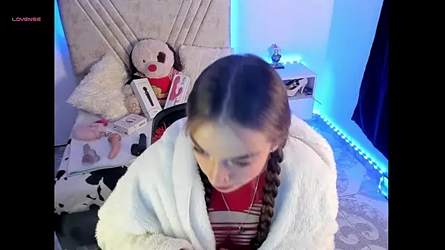 Mia Victoria22 online show from 04-22-26, 02:29