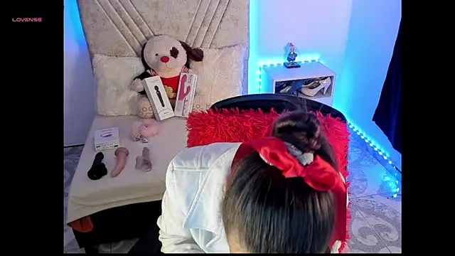Mia Victoria22 online show from 05-19-26, 05:31