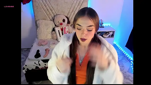 Mia Victoria22 online show from 05-01-26, 03:33