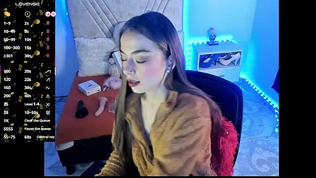 Mia Victoria22 online show from 06-11-26, 03:14