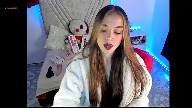 Mia Victoria22 online show from 05-04-26, 03:26