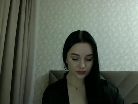 Snapshot of Lulii24 chatting on 10-24-25, 05:23 Lulii24 online show from 10-24-25, 05:23