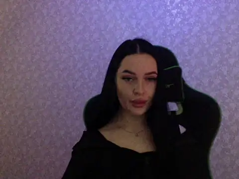 Snapshot of Lulii24 chatting on 03-31-26, 10:12 Lulii24 online show from 03-31-26, 10:12