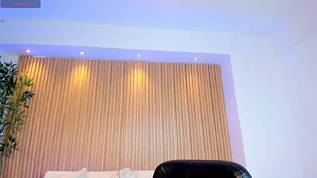 MadisonAnngel online show from 11-23-25, 01:32