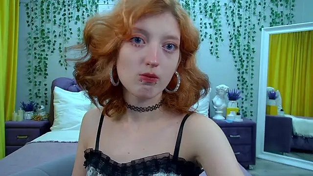 Snapshot of MistyMarlo chatting on 09-22-25, 05:08 MistyMarlo online show from 09-22-25, 05:08