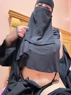  Laiali  online show from 04-06-26, 04:52