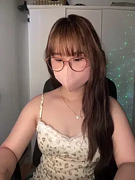 Meowyeuk6 online show from 05-23-26, 06:12