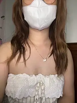 Snapshot of Meowyeuk6 chatting on 09-21-25, 04:06 Meowyeuk6 online show from 09-21-25, 04:06