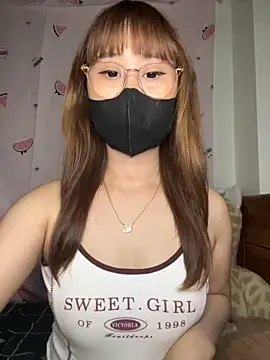 Meowyeuk6 online show from 11-12-25, 04:55