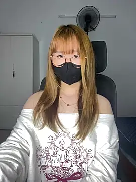 Meowyeuk6 online show from 03-16-26, 05:44